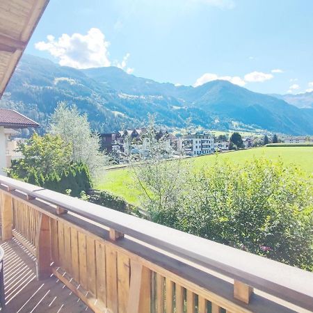 Apartment In Ramsau In Tyrol With A Balcony Ramsau im Zillertal Dış mekan fotoğraf