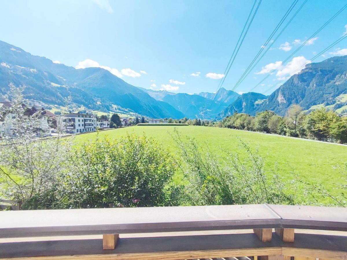 Apartment In Ramsau In Tyrol With A Balcony Ramsau im Zillertal Dış mekan fotoğraf